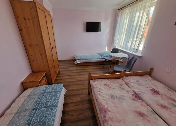 招待所 Elzbieta *